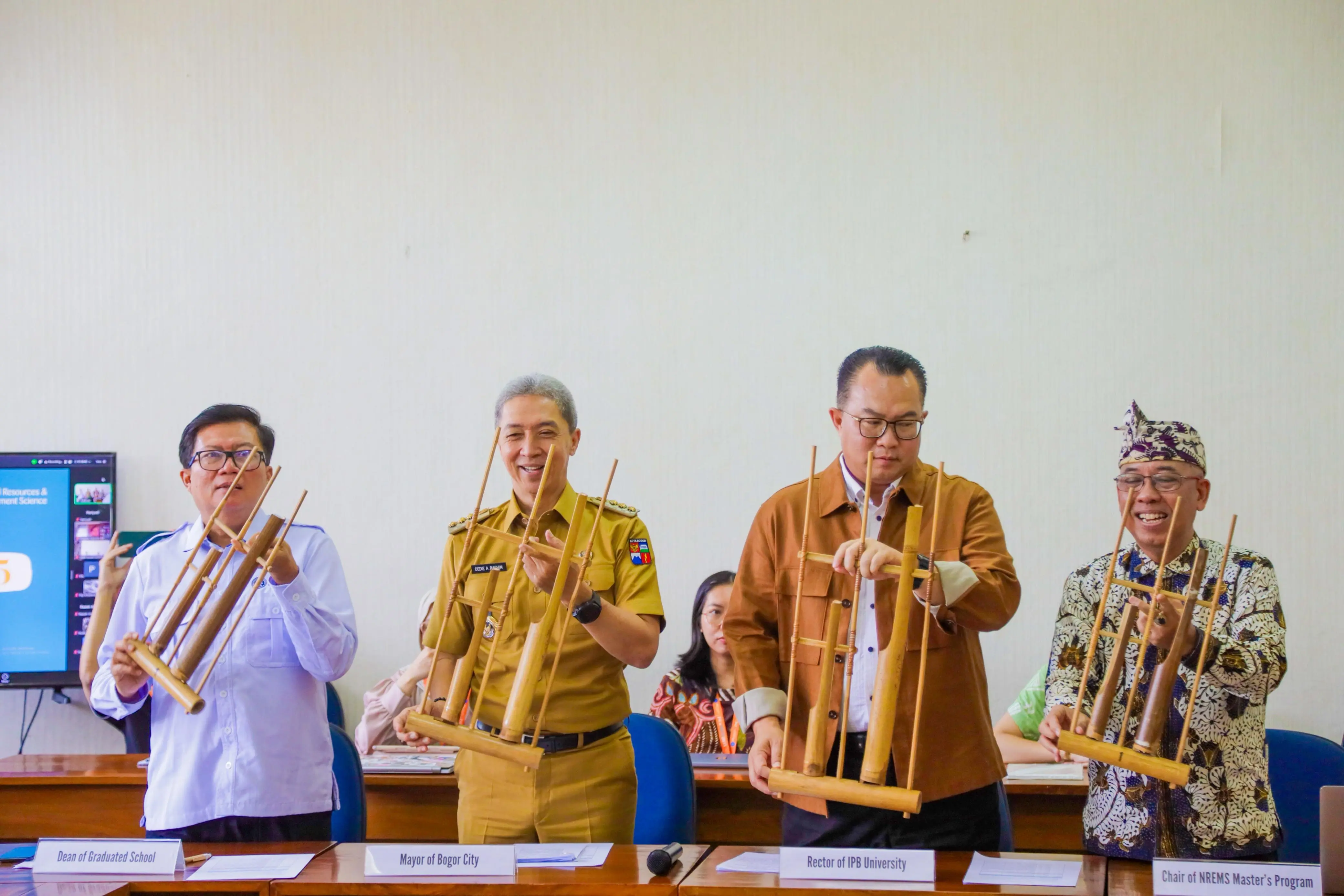 Walikota Bogor Dedie Rachim Buka ISCoNREM 2025, Apresiasi IPB dan Dorong Inovasi Lingkungan