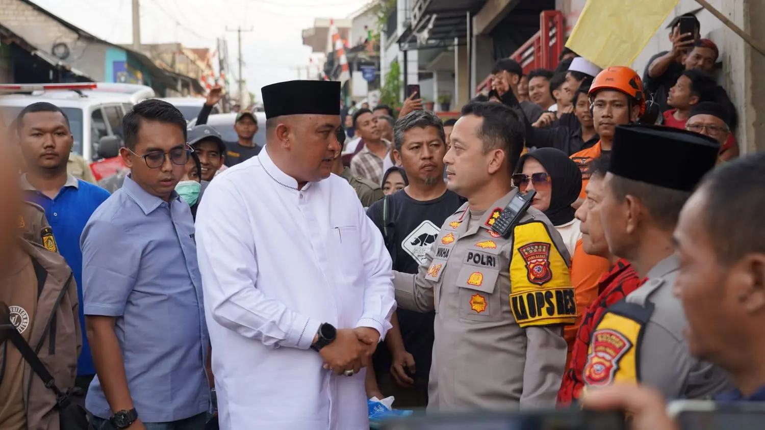 Bupati Bogor Rudy Susmanto Gerak Cepat Kerahkan Tim Gabungan Evakuasi dan Tangani Korban Sesaat Terjadinya Bencana