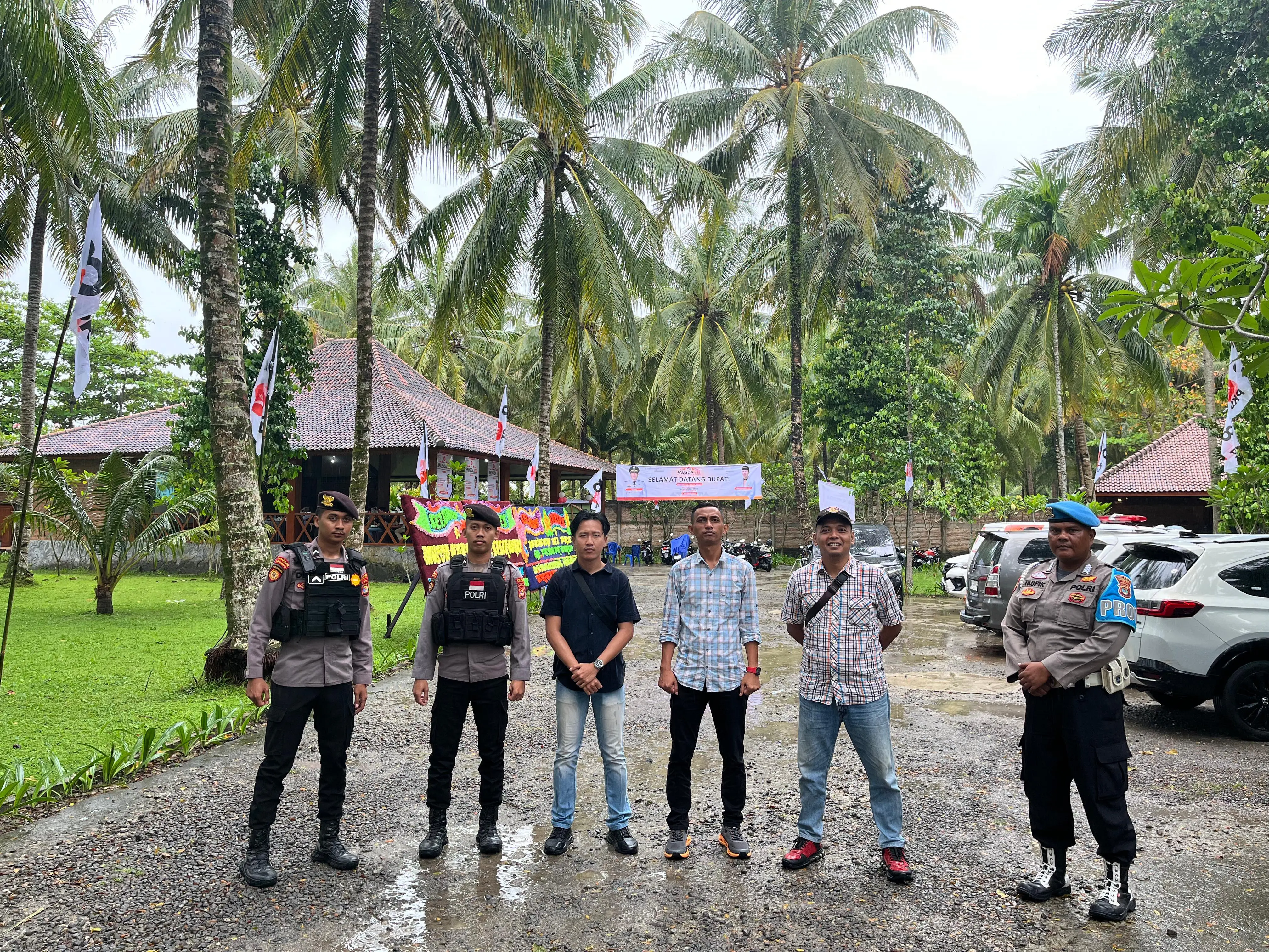 Berikan rasa aman kepada masyarakat,sat samapta polres pesisir barat laksanakan kegiatan patroli 
