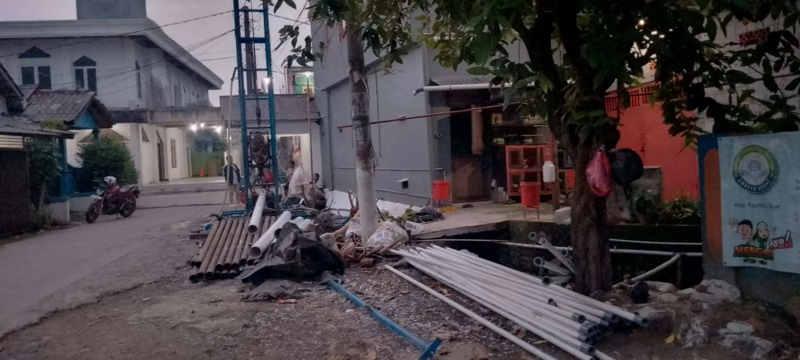 Proyek Pengeboran Air Bawah Tanah di Gunung Putri Diduga Tanpa Izin ESDM, Rudolf ; Itu Urusan PUPR