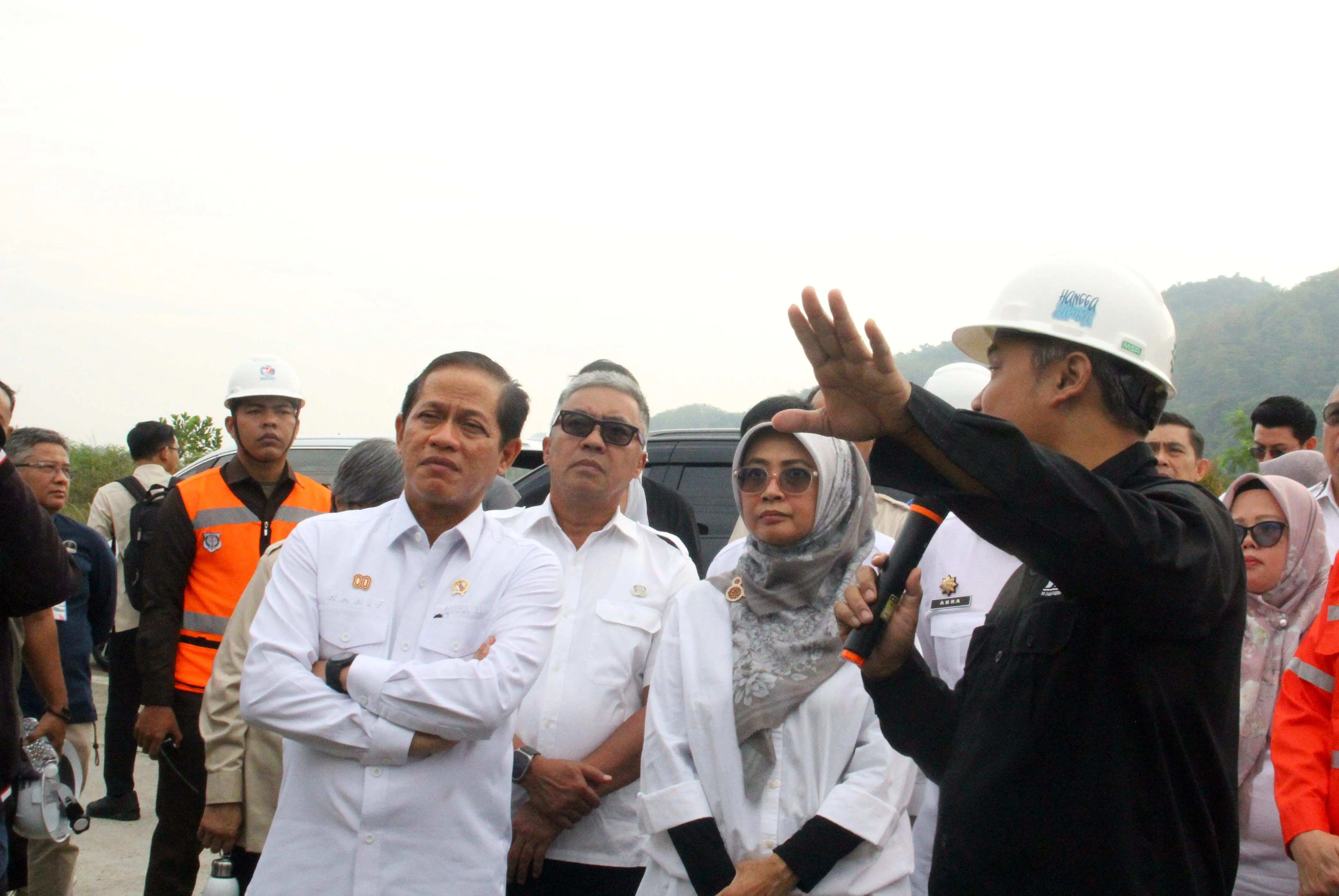 Denny Mulyadi Dampingi Kunker Menteri Lingkungan Hidup ke TPPAS Nambo