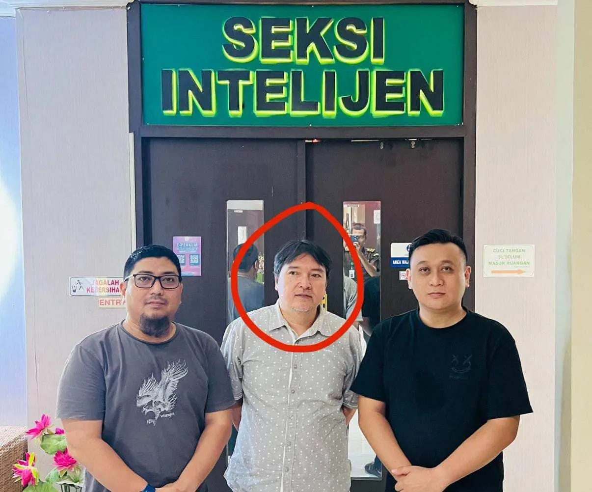 Buronan Penipuan Rp12 Miliar Ahmad Rony Yustianto Ditangkap Tim SIRI Kejaksaan Agung di Madiun