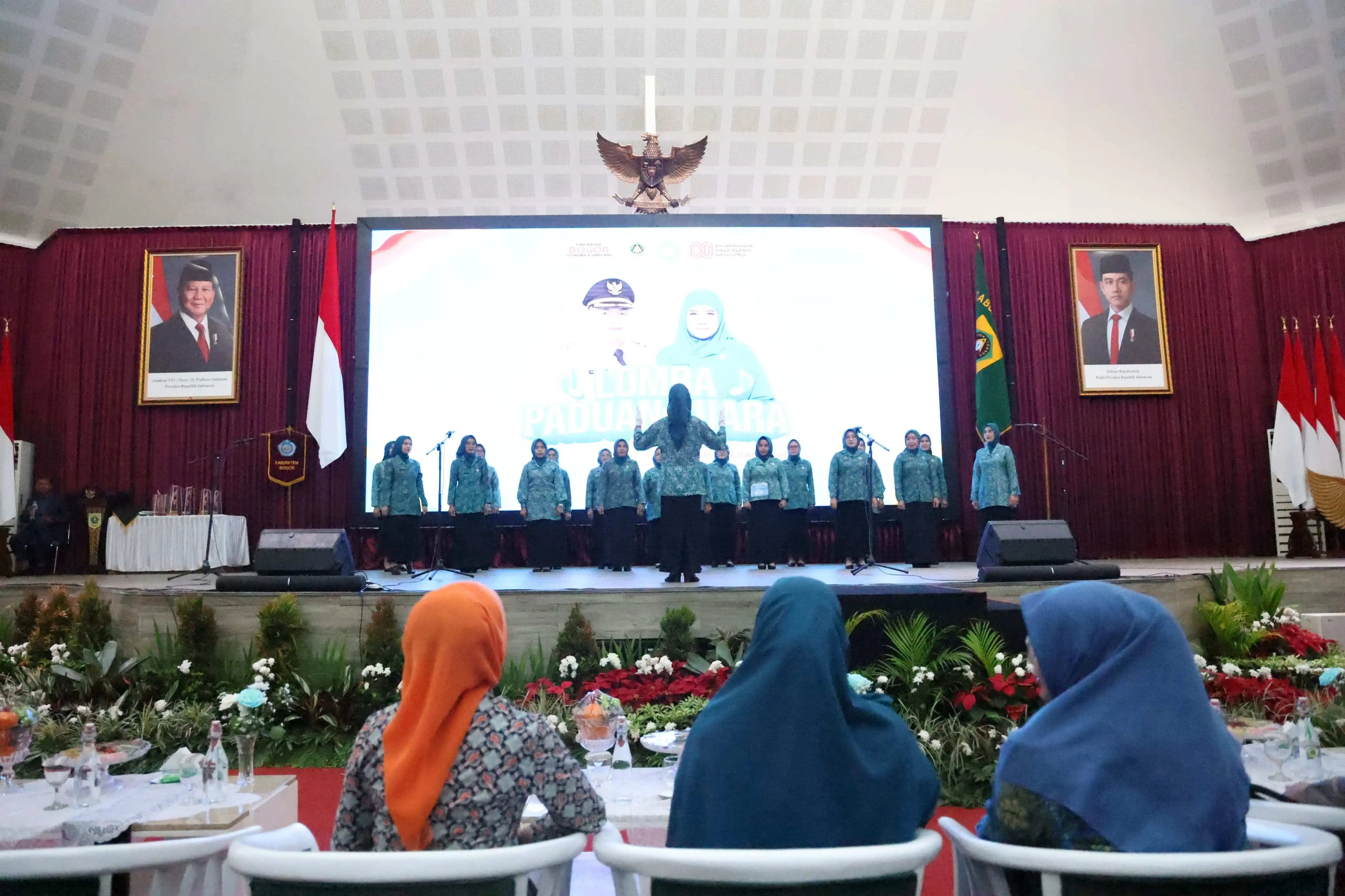 Ketua TP PKK, Eva Rudy Susmanto Buka Lomba Padus Sambut HUT Kemerdekaan RI