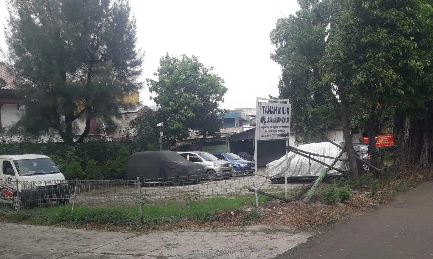 Akibat Lemah Pengawasan Pemkot Jaktim, Marak Bangli Di Jalan Duren Sawit