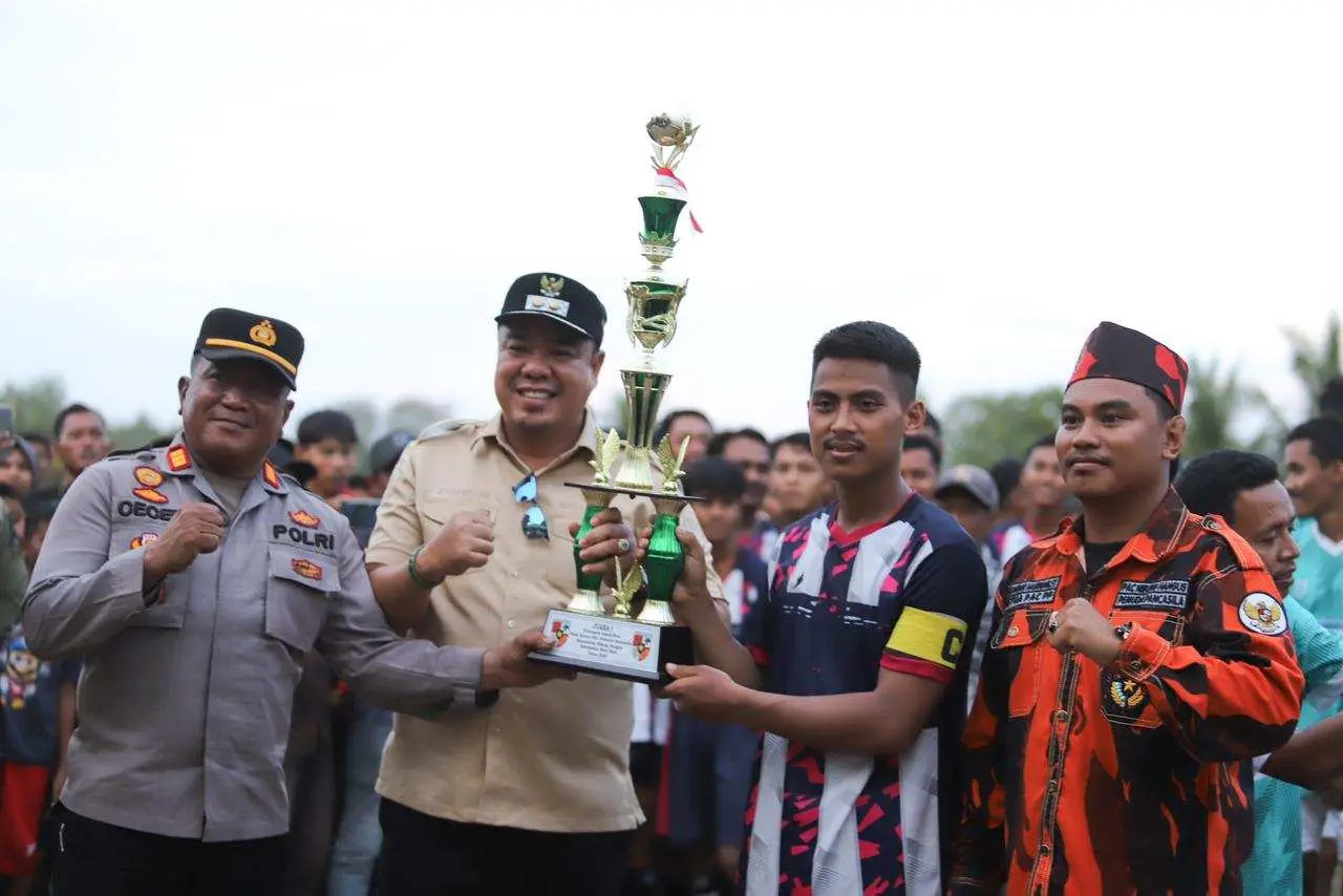 Tutup Turnamen Sepakbola, Wabup Batu Bara Apresiasi Pemuda Pancasila dan Pecinta Sepakbola