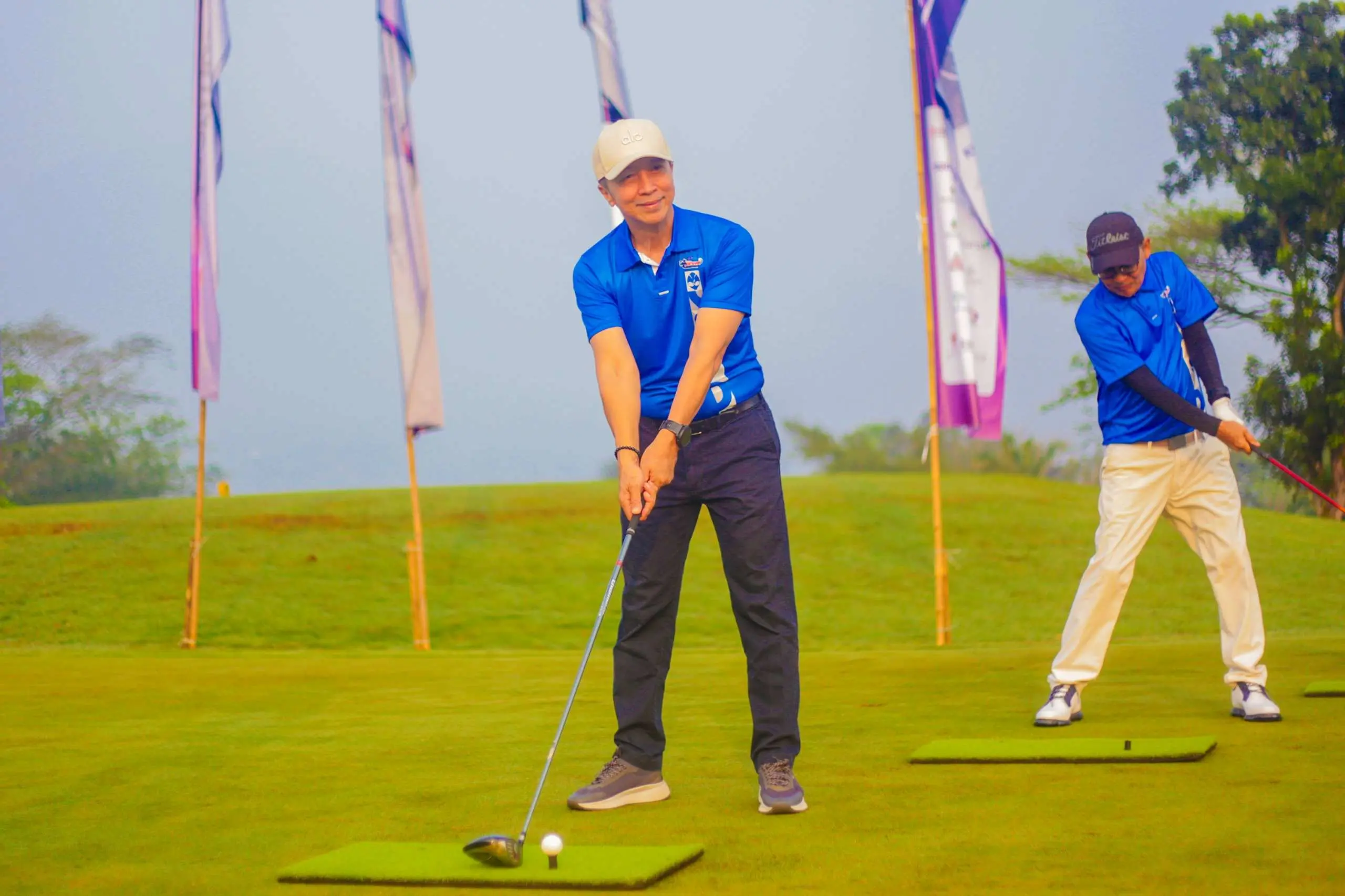 Dedie Rachim Sambut IDX Channel x Sinarmas Land Golf Tournament 2025