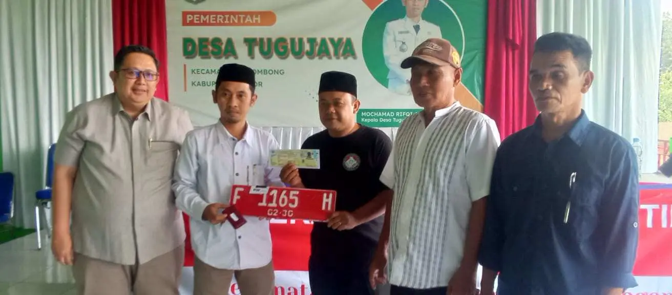 Layani Masyarakat Secara Optimal, Sebelas RW Di Desa Tugu Jaya Terima Mobil Siaga