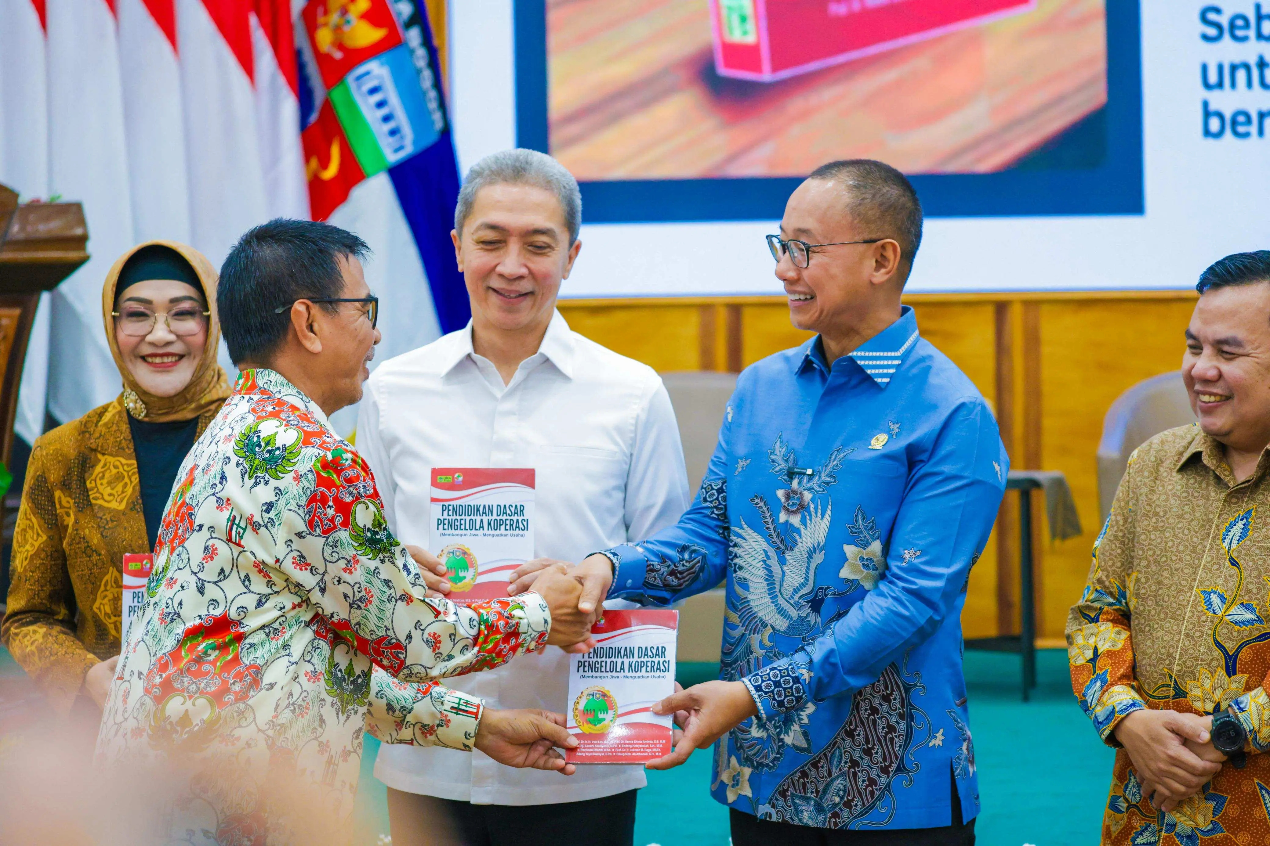 Dedie Rachim dan Wakil Ketua MPR RI Dorong Penguatan Koperasi 