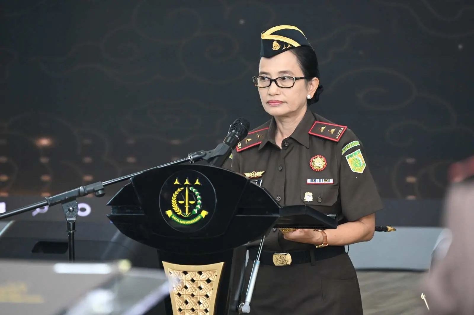 Kejati Jabar Endang Sarewetri Lantik 13 Pejabat Eselon III di Wilayah Hukum Kejati Jabar 
