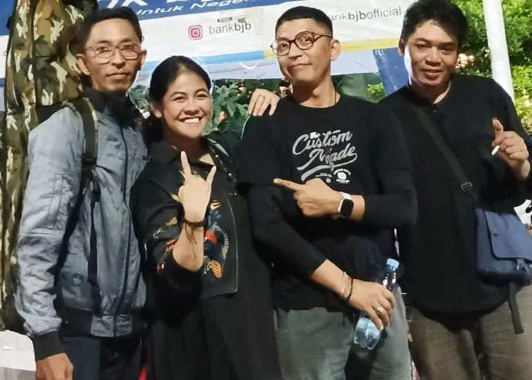 Kereen Group Band VAI PROJECT Tampil Memukau Tamu Undangan Milad MKBB